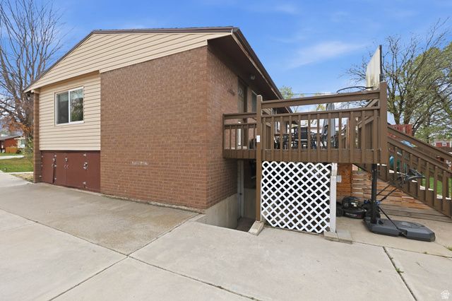 5844 S 920 E, Murray, UT 84121