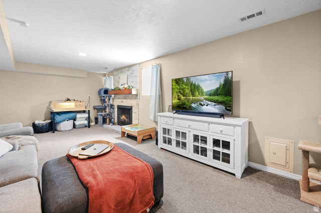 5844 S 920 E, Murray, UT 84121