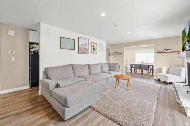 5844 S 920 E, Murray, UT 84121