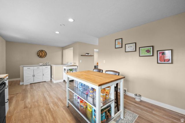 5844 S 920 E, Murray, UT 84121