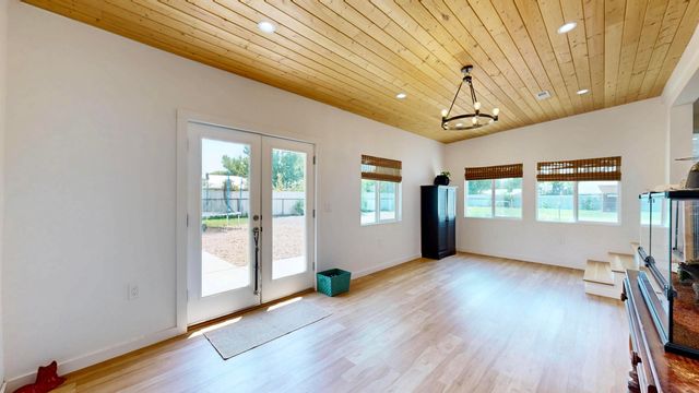 6 Adobe Lane, Peralta, NM 87042