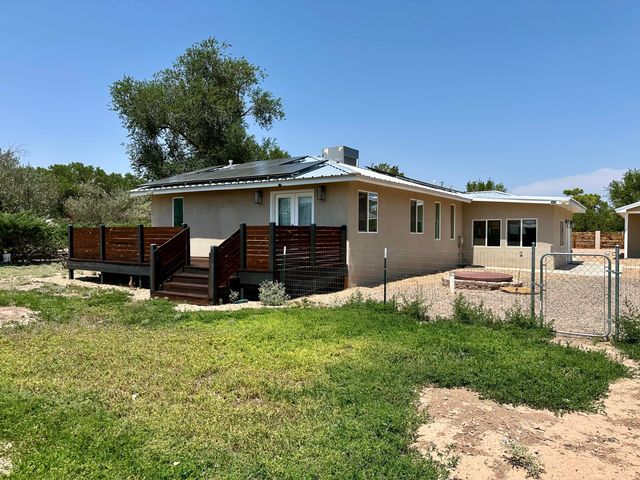 6 Adobe Lane, Peralta, NM 87042