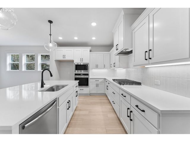 867 Butte Dr, Forest Grove, OR 97116