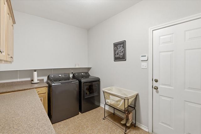 1690 Lawlis Lane, Sanger, TX 76266