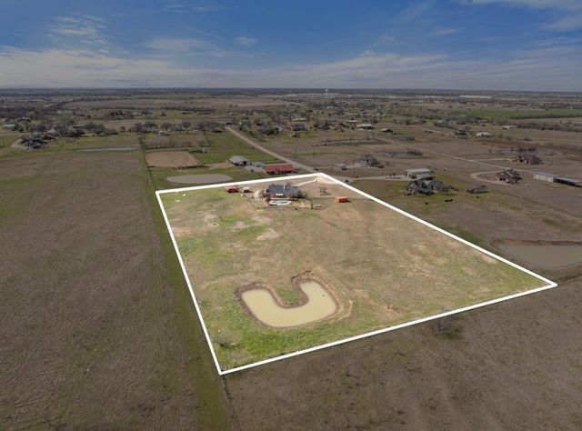 1690 Lawlis Lane, Sanger, TX 76266