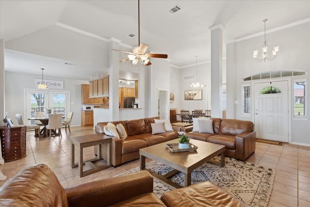 1690 Lawlis Lane, Sanger, TX 76266