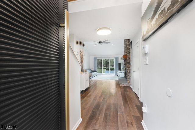 36 Gates Rd, Franklin Twp., NJ 08873