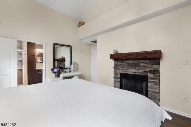36 Gates Rd, Franklin Twp., NJ 08873