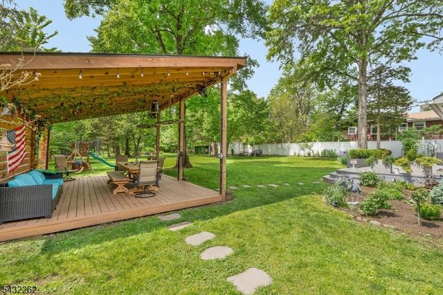 36 Gates Rd, Franklin Twp., NJ 08873