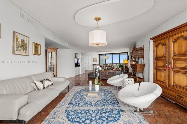 720 NE 69th St 11S, Miami, FL 33138