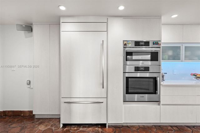 720 NE 69th St 11S, Miami, FL 33138