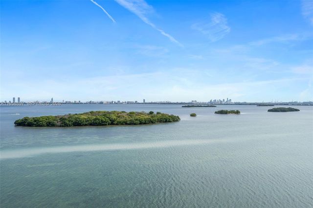 720 NE 69th St 11S, Miami, FL 33138