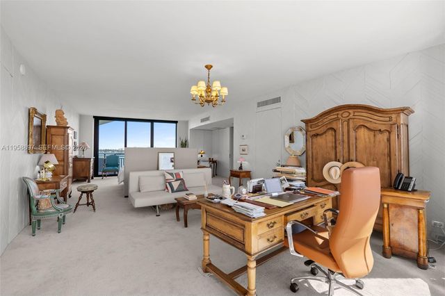 720 NE 69th St 11S, Miami, FL 33138