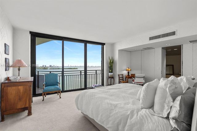 720 NE 69th St 11S, Miami, FL 33138