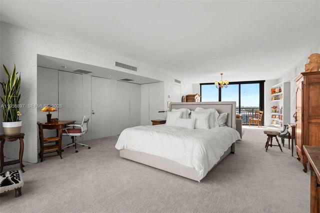 720 NE 69th St 11S, Miami, FL 33138