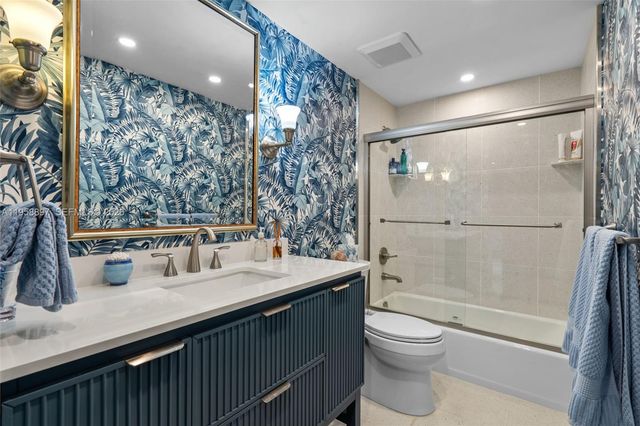 720 NE 69th St 11S, Miami, FL 33138