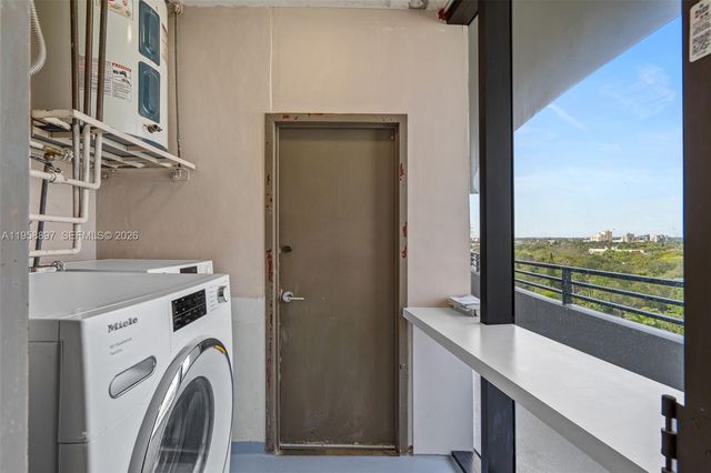 720 NE 69th St 11S, Miami, FL 33138