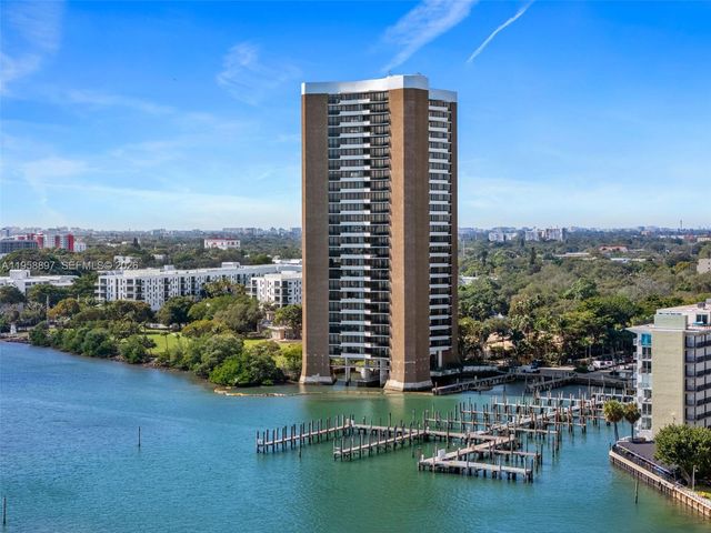 720 NE 69th St 11S, Miami, FL 33138