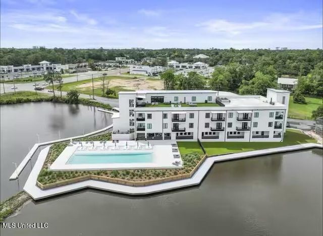 1302 Magnolia Street, 202, Gulfport, MS 39507