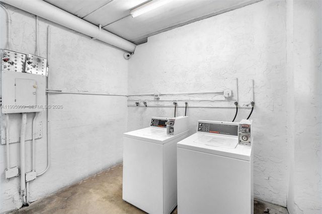 1960 Marseille Dr 304, Miami Beach, FL 33141