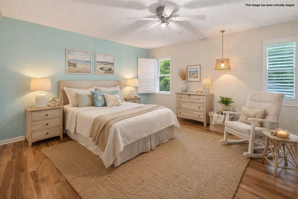 Image 10 of property listing at 413 LAKE POINT COURT 4-B, Sun City Center, FL 33573