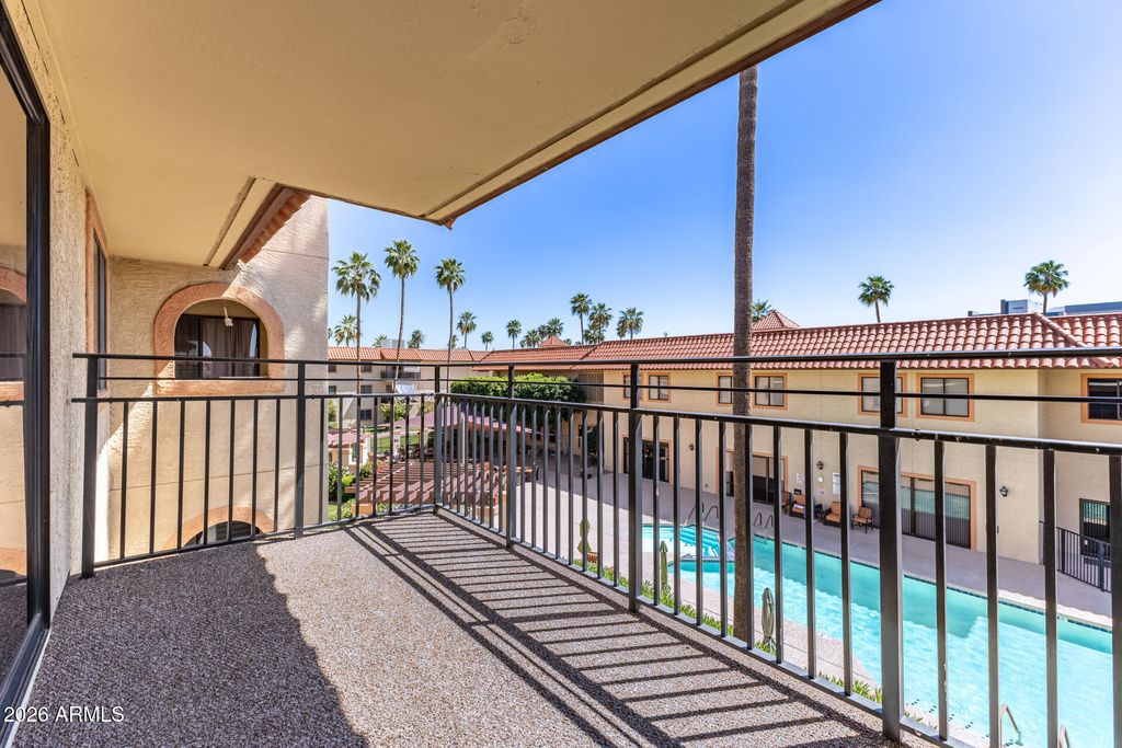 10330 W Thunderbird Boulevard C308, Sun City, AZ 85351 — exterior
