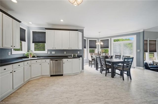 2912 Ryan CT, Virginia Beach, VA 23456
