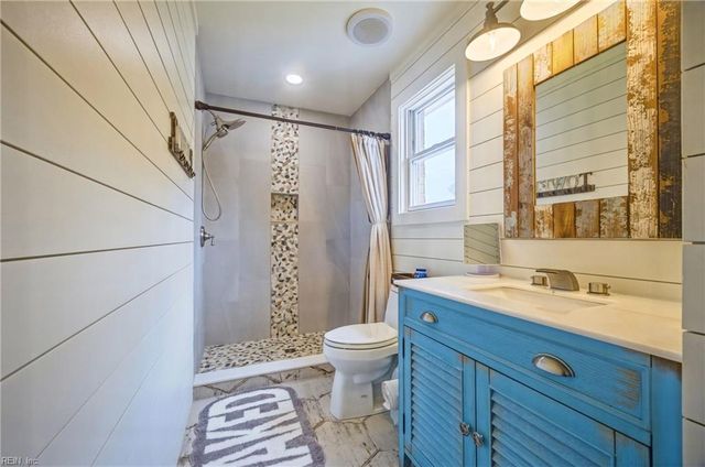 2912 Ryan CT, Virginia Beach, VA 23456