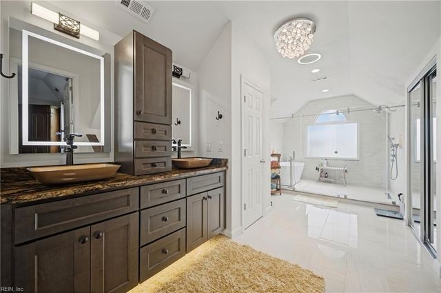 2912 Ryan CT, Virginia Beach, VA 23456