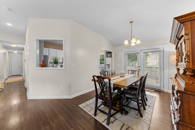 107 Timberland Dr, Columbia, TN 38401