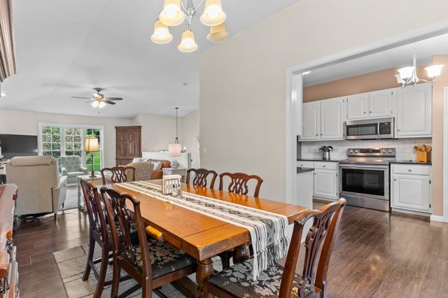 107 Timberland Dr, Columbia, TN 38401
