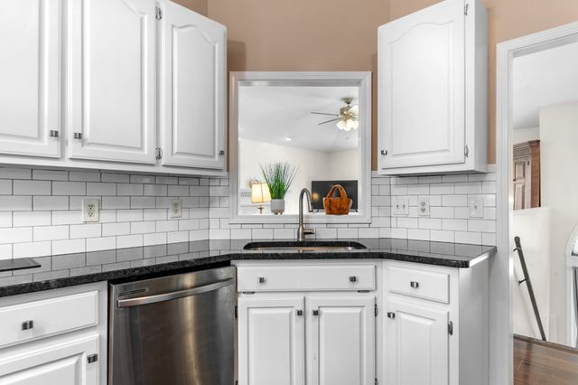 107 Timberland Dr, Columbia, TN 38401