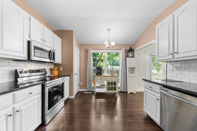 107 Timberland Dr, Columbia, TN 38401