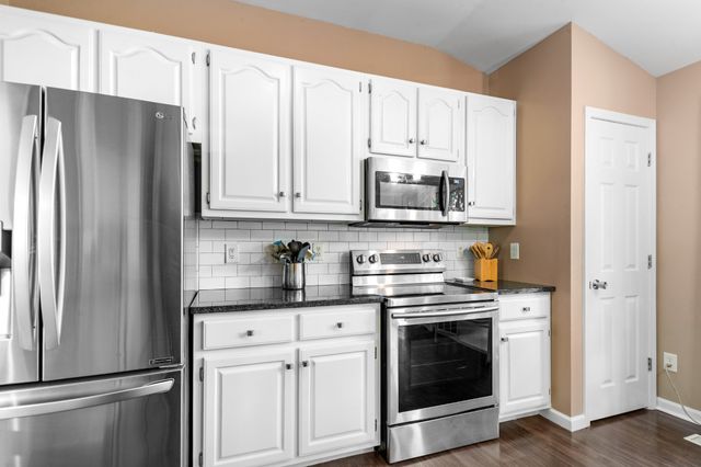 107 Timberland Dr, Columbia, TN 38401