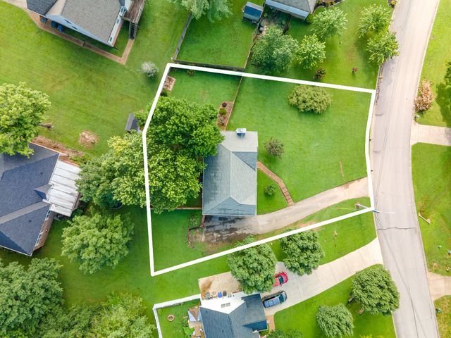 107 Timberland Dr, Columbia, TN 38401