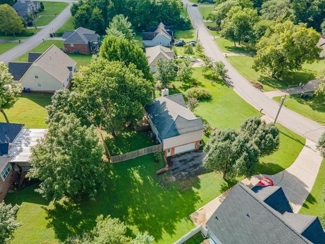 107 Timberland Dr, Columbia, TN 38401