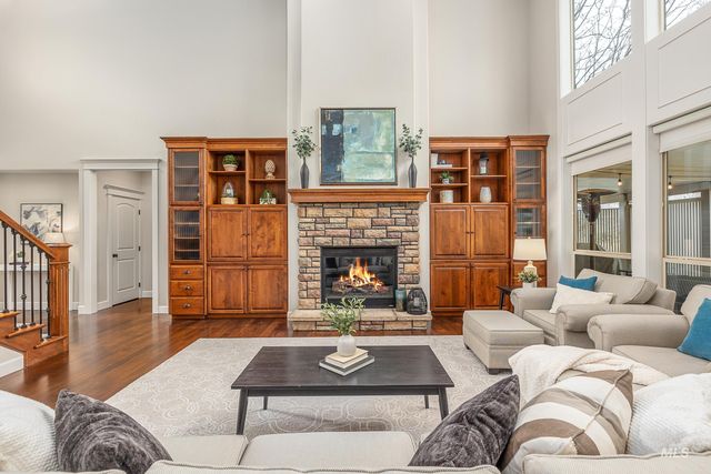 1536 E Daylesford Dr, Eagle, ID 83616