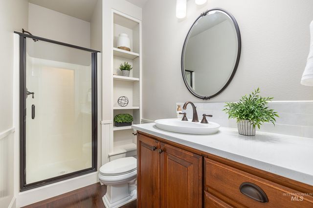 1536 E Daylesford Dr, Eagle, ID 83616