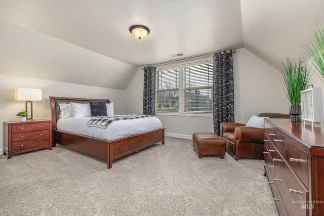 1536 E Daylesford Dr, Eagle, ID 83616