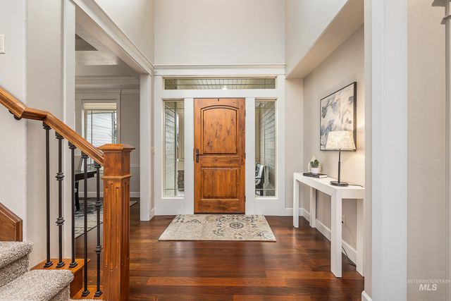 1536 E Daylesford Dr, Eagle, ID 83616