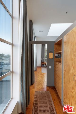 1643 12th Street 2, Santa Monica, CA 90404