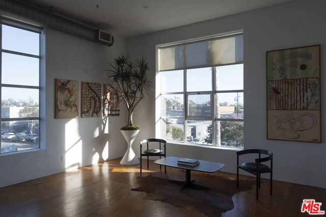 1643 12th Street 2, Santa Monica, CA 90404