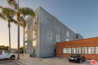 1643 12th Street 2, Santa Monica, CA 90404