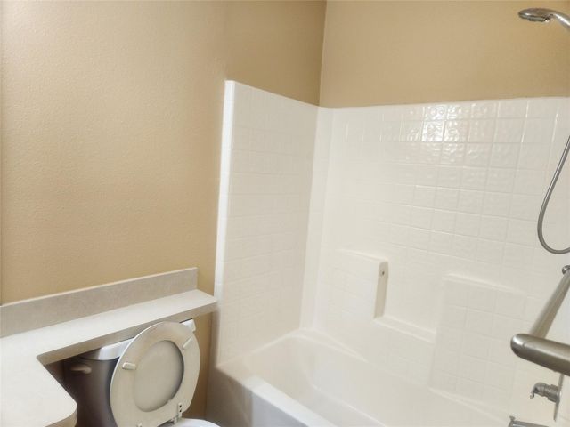 3414 Dartmouth Field Lane, Fresno, TX 77545