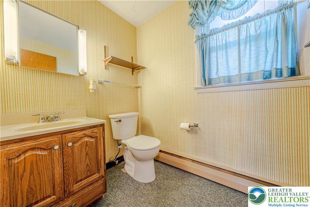 3552 Lord Byron Drive, Bethlehem City, PA 18017