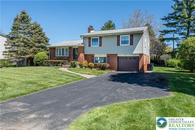 3552 Lord Byron Drive, Bethlehem City, PA 18017