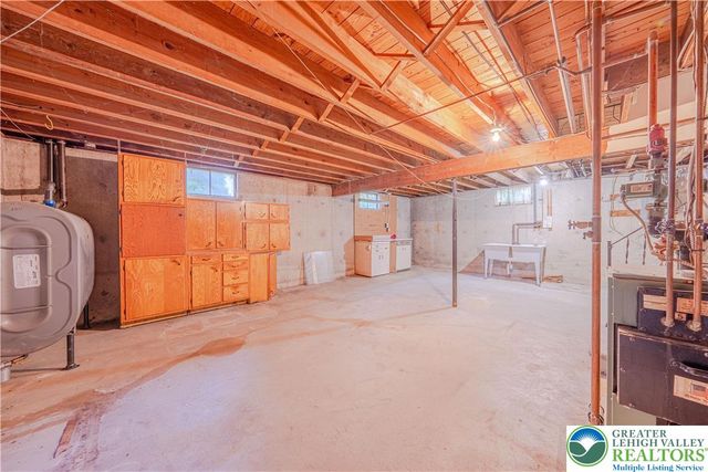 3552 Lord Byron Drive, Bethlehem City, PA 18017
