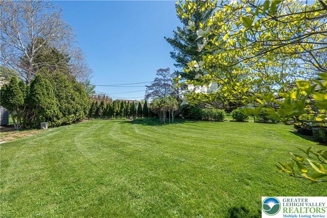 3552 Lord Byron Drive, Bethlehem City, PA 18017