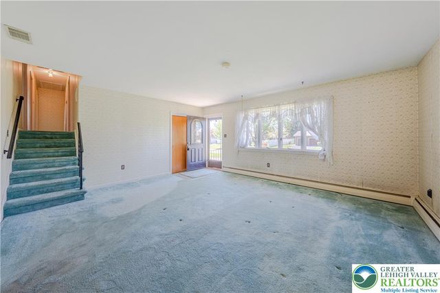 3552 Lord Byron Drive, Bethlehem City, PA 18017