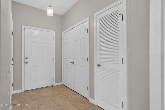 7990 BAYMEADOWS Road E 404, Jacksonville, FL 32256
